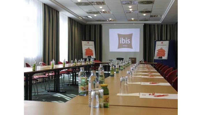 Hotel Ibis Linz poza 10
