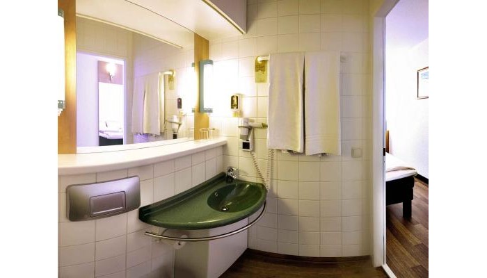 Hotel Ibis Linz poza 3