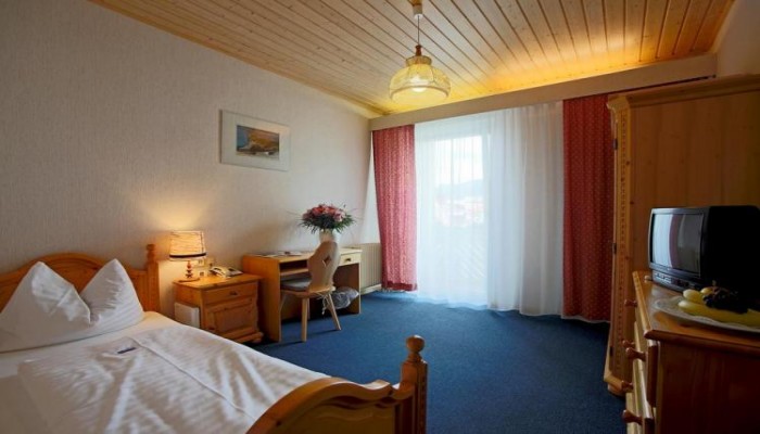 Aktivhotel Weisser Hirsch poza 3