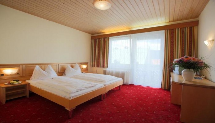 Aktivhotel Weisser Hirsch poza 9