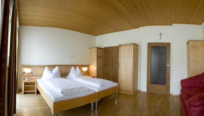 Aktivhotel Weisser Hirsch poza 5