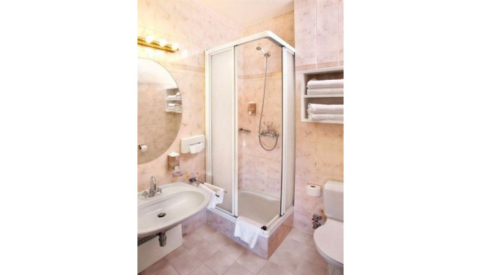 Goldenes Theaterhotel poza 7