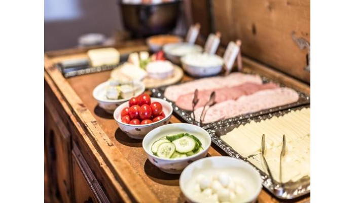 Hotel Holznerwirt poza 10