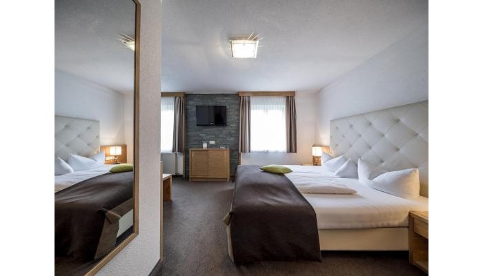 Post Hotel Paznaun poza 3