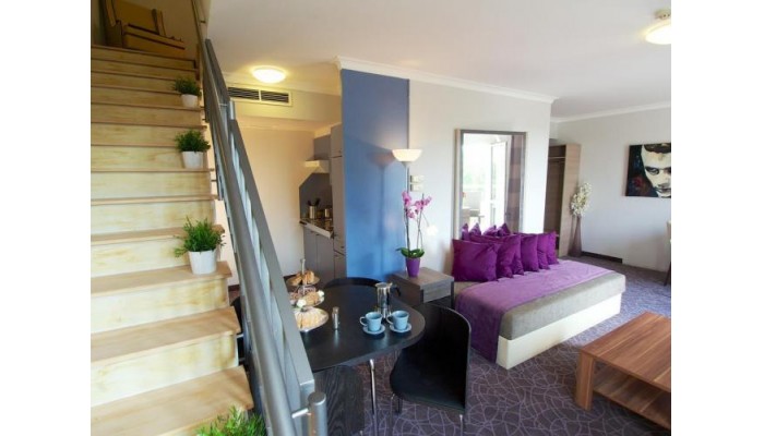 24hours Apartment Hotel poza 13