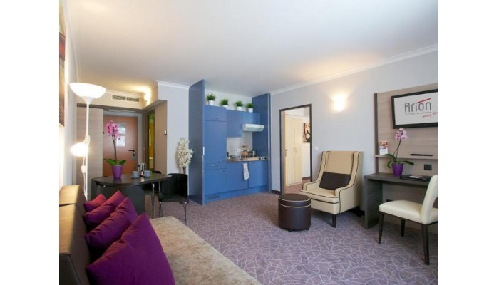 24hours Apartment Hotel poza 4