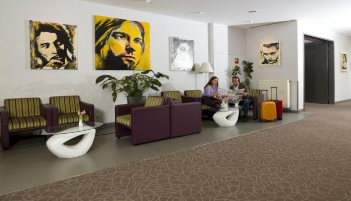 24hours Apartment Hotel poza 16