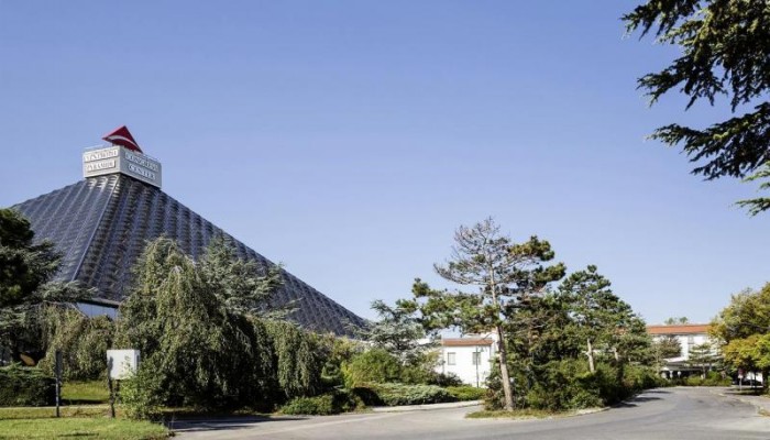 Austria Trend Eventhotel Pyramide poza 1