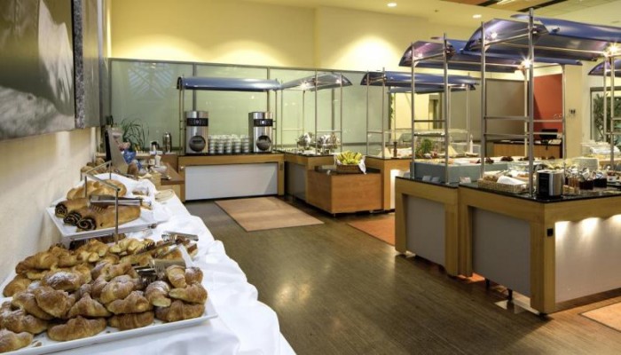 Austria Trend Eventhotel Pyramide poza 13