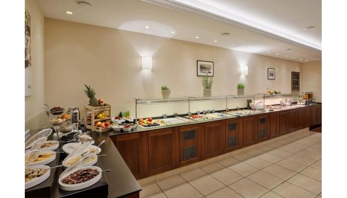 Austria Trend Hotel Astoria poza 3