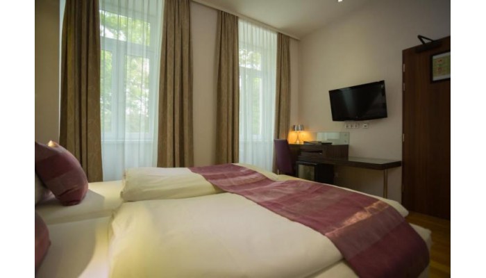 Best Western Plus Hotel Arcadia poza 9