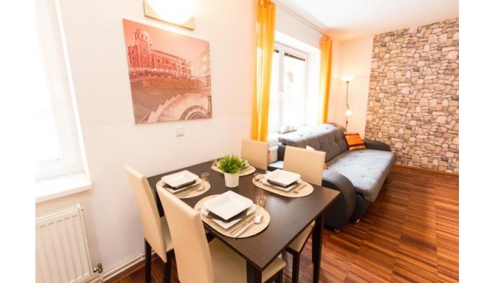 Royal Living Apartments poza 2