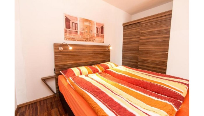 Royal Living Apartments poza 8