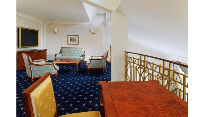 Imperial Hotel poza 3